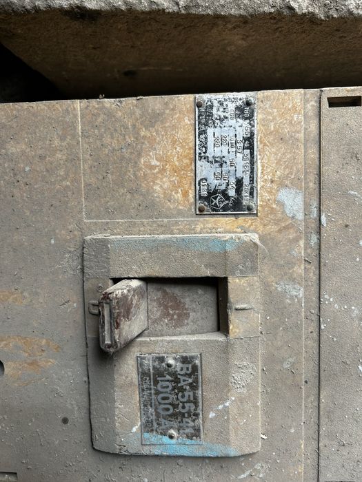 Трансформатор продаю рубильник