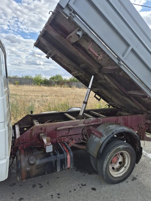 Vand camioneta iveco