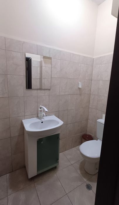 Дава се под наем Офис в Пловдив, Южен - 30 кв.м за 255 € - Снимка #2