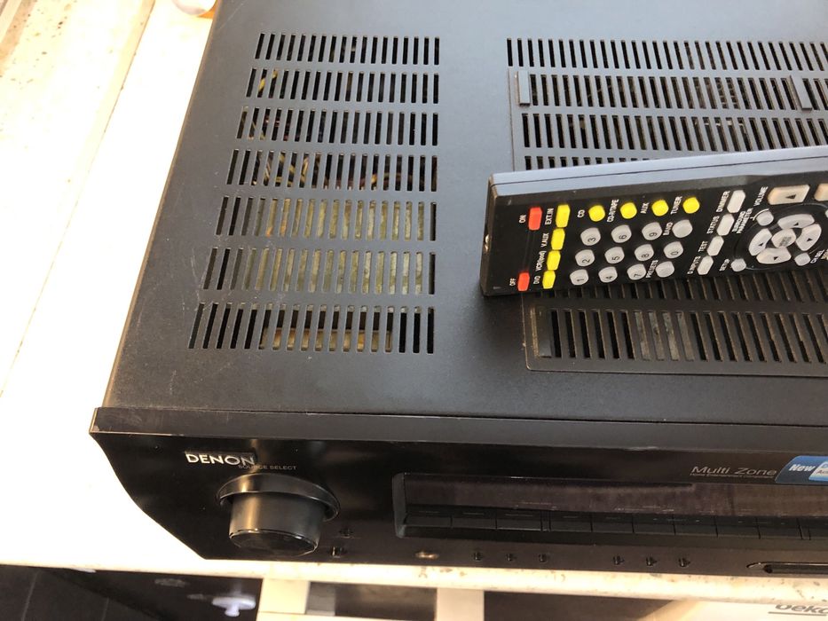 Denon AVR-1709 resiver