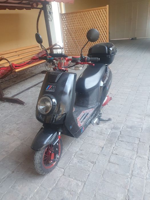 elektro skuter sotilad