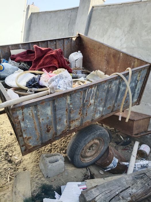 Прицеп сатылады жүріп тұр