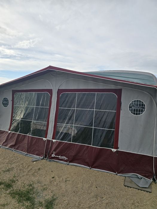 Продавам каравана