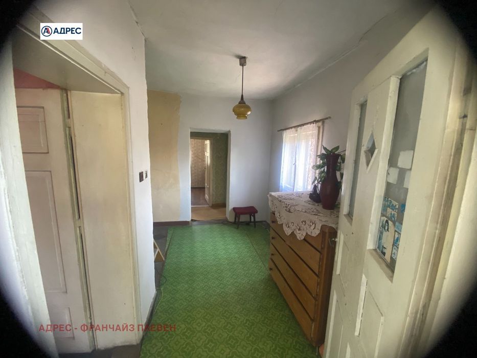 Къща в Враца, област-гр.Роман площ 320 цена 55000