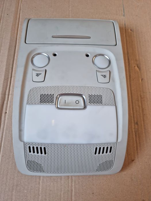 Plafoniera Audi A4 B8 A5