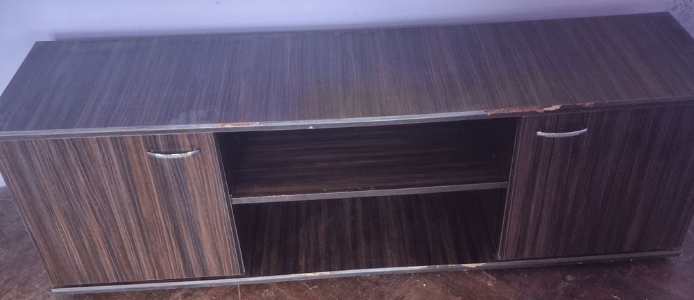 Comoda tv stare buna