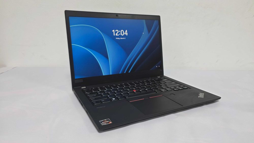 Lenovo ThinkPad T14 | AMD Ryzen 5 PRO 5650U / 16GB / SSD 256GB