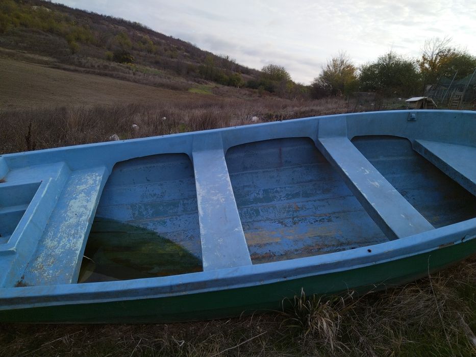 Лодка за риболов/мичуринка