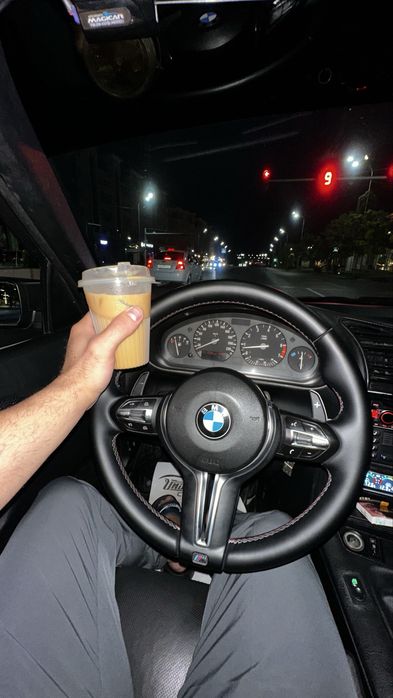 BMW E36 — chiroyli holatda, o‘ziga xos avtomobil