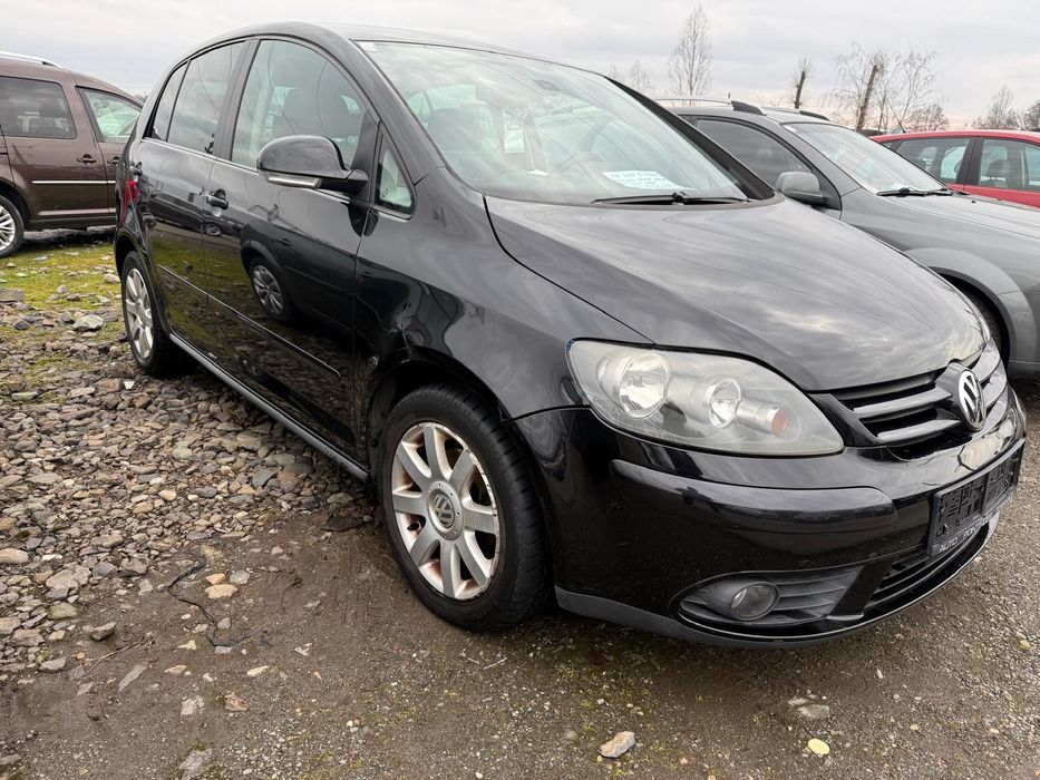 Volkswagen golf 5 plus