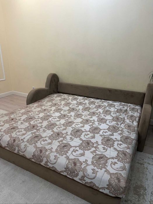 Продам диван раскладной