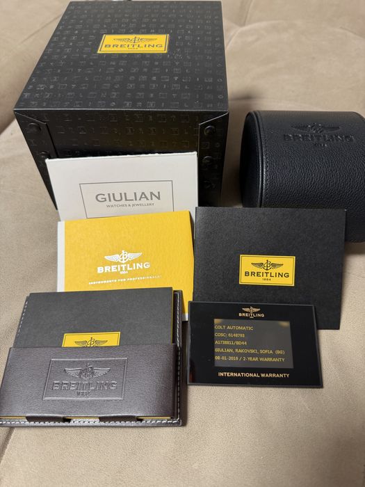 Часовник Breitling Colt