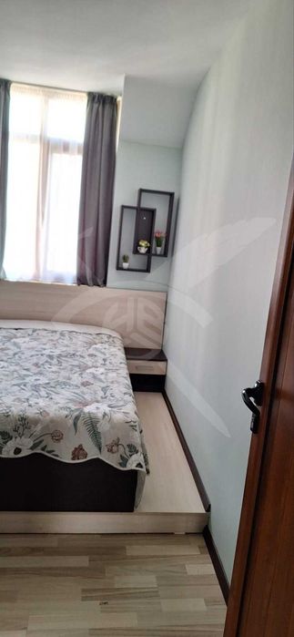 Двустаен - Възраждане