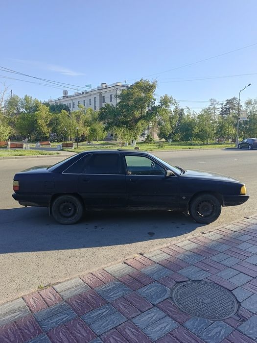 АУДИ 100 с3 1989г.