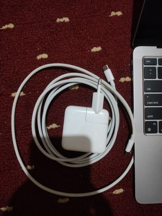 MacBook Air M1 13.3" 8/256 GB Space Gray (LL/A) — Batareya 96%