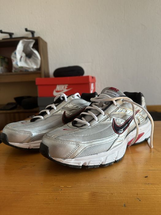 Nike Initiator silver 46