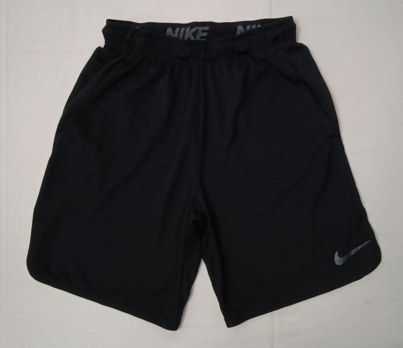 Nike DRI-FIT Shorts оригинални гащета S Найк спорт фитнес черни шорти