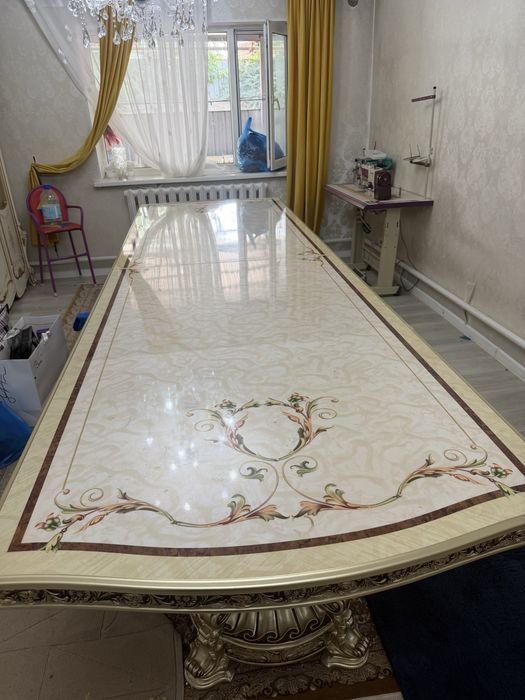 Продам Столь в хором состояни