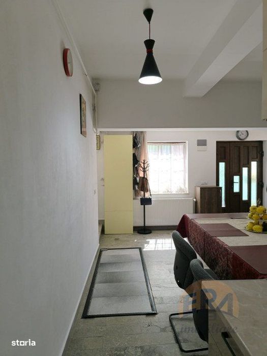 Apartament 3 camere, situata central Str. Cuza voda