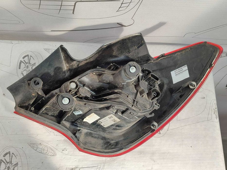Stop aripa stânga Opel Corsa E Hatchback 4 USI 2016 1.3 Diesel 2014-2019 Cod OEM: 39012621 (5G3)