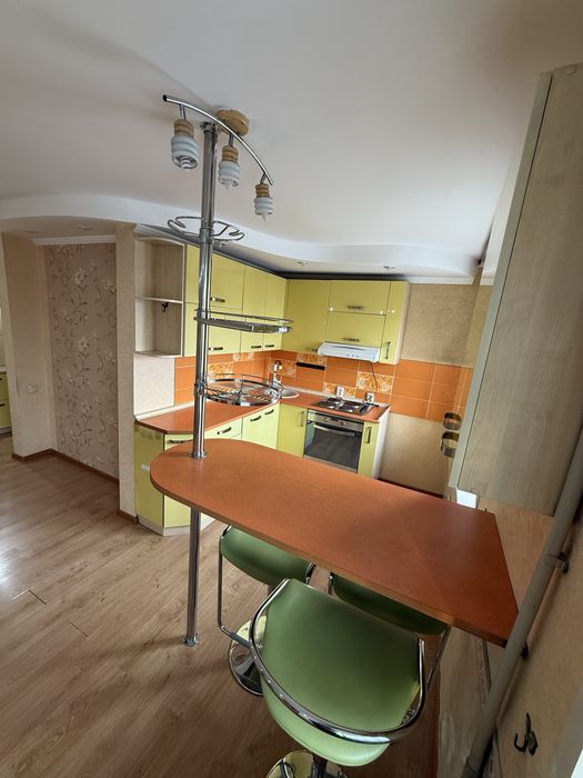 Продам 3-х комнатную квартиру