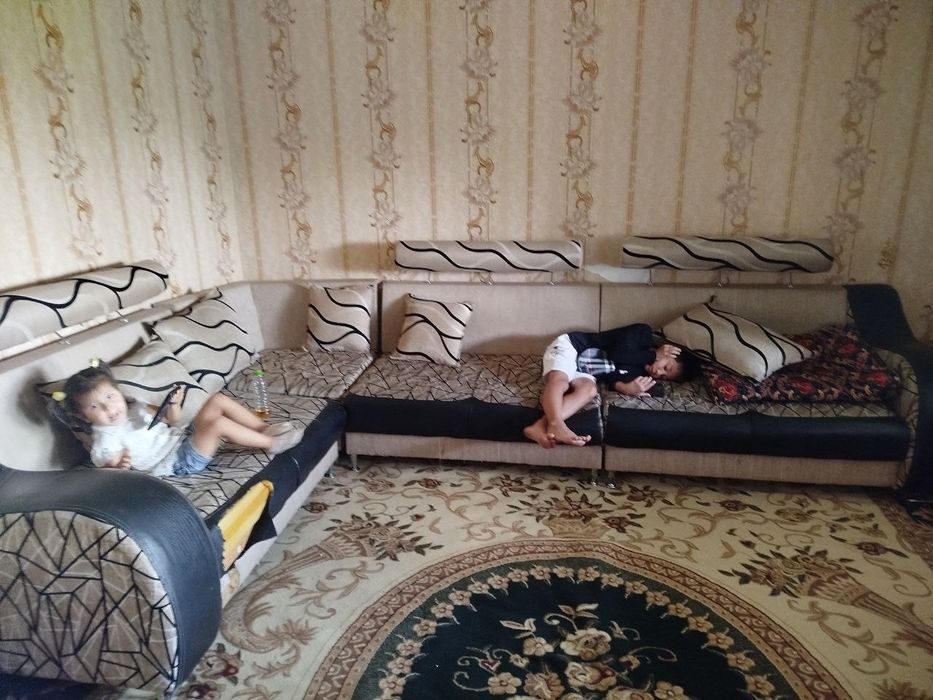 Mebel i miyaxkiy divan