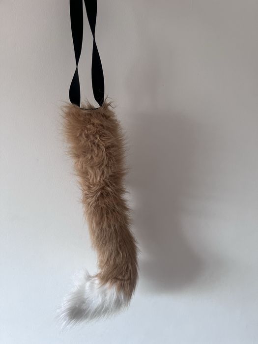 Искусственный пушистый хвост фурри