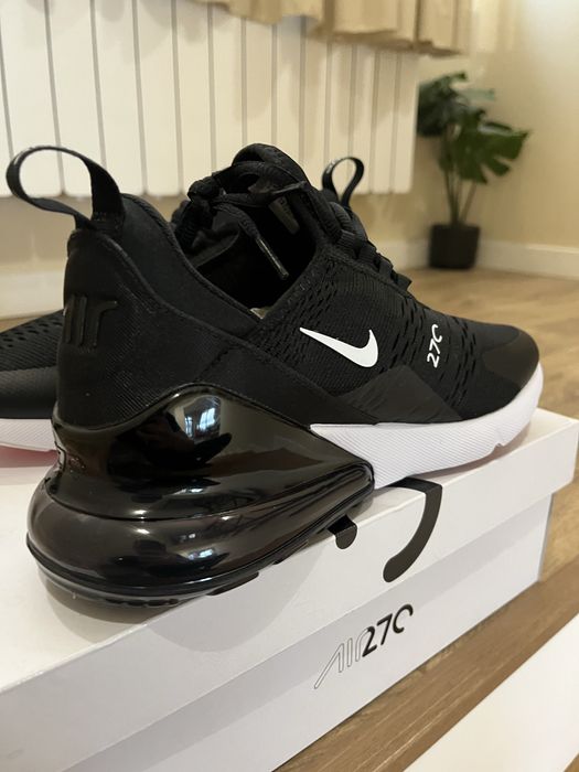 Nike Air Max 270