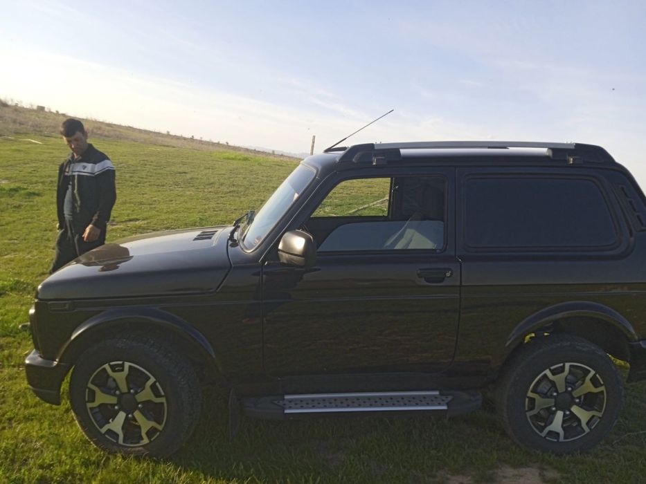 Lada Urban 2021 sotiladi