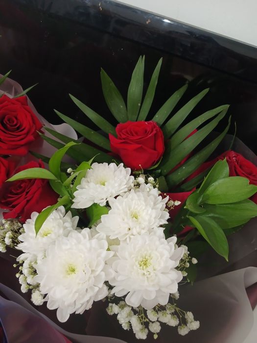 Продам цветы свежие