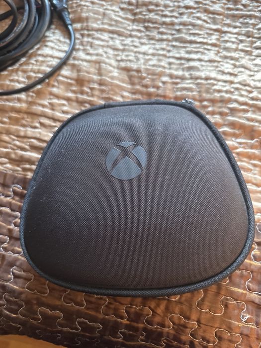 Продаю джостик от xbox 512 GB SSD
