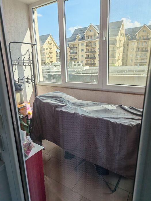 Vând apartament cu 3 camere