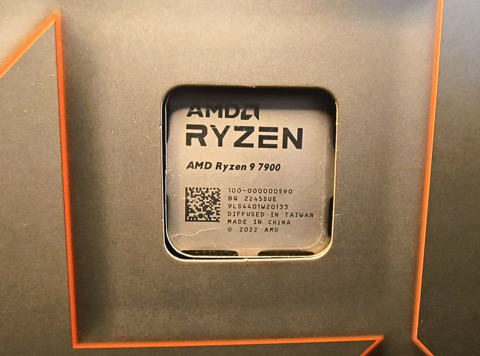 AMD Ryzen 9 7900
