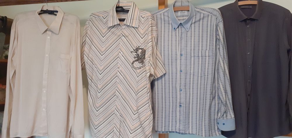 Vand 15 cămăși bărbătești mărimea XL