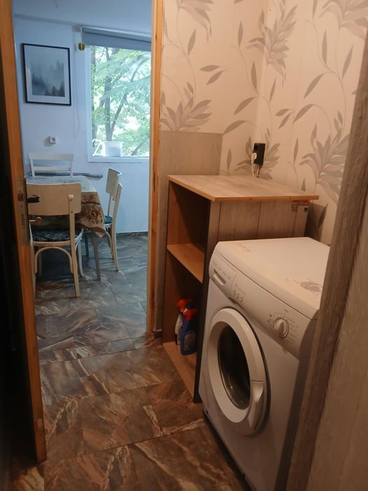 Дава се под наем Едностаен апартамент в Русе, Здравец - 45 кв.м за 193.8 € - Снимка #3