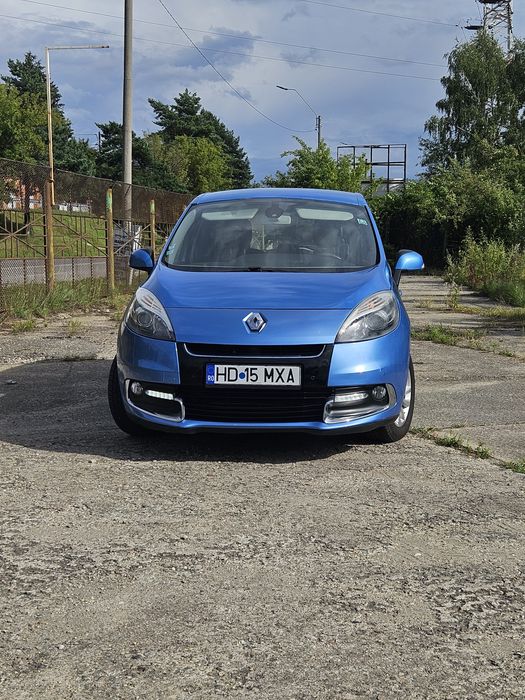 Renault Scenic 2012