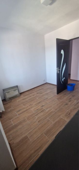 Vand Apartament 4 camere