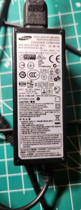 Adaptor de alimentare Samsung modelul PN3014