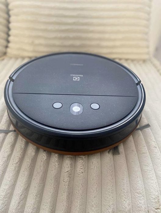 Aspirator robot Electrolux