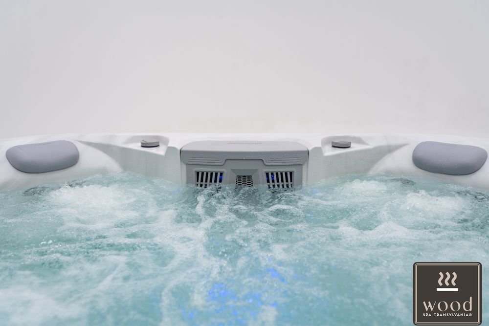 Jacuzzi Brook – 4 pers, model PREMIUM cu livrare inclusă!