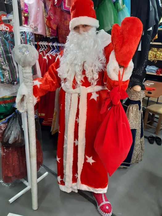 Прокат карнавалных  костюм