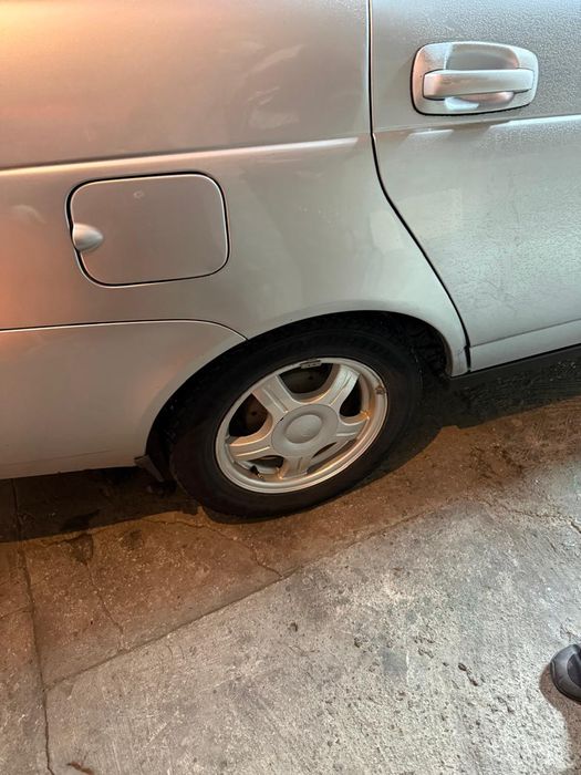 Диски с резиной.