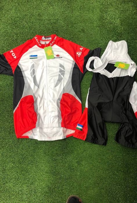 Велоформа ва сиденьялар сотилади