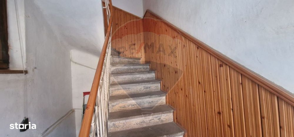 Apartament cu 2 camere+2camere la mansarda, zona Orizont, strada Letea