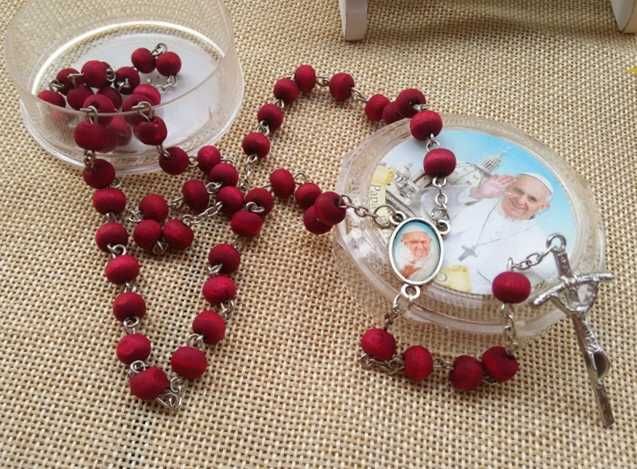 Ожерелье с крестиком