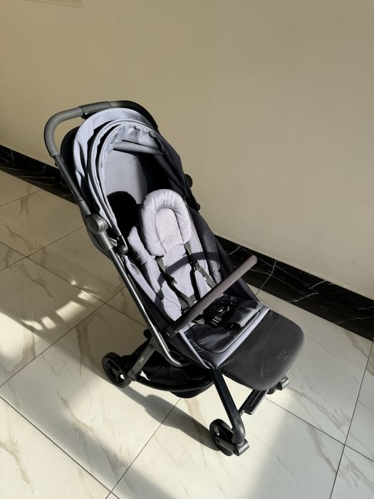 Продается коляска Anex Air Z (2 в 1)