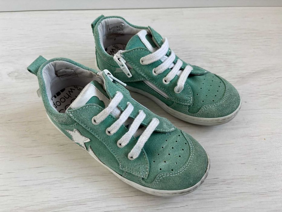 Детски кожени обувки за момиче в размери 26, 27 и 28