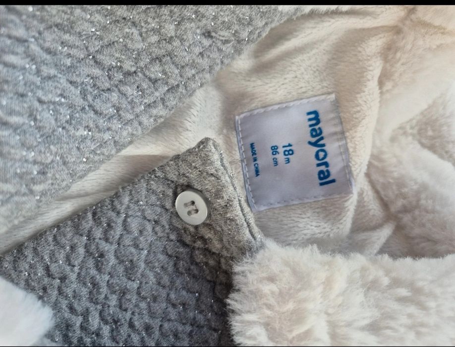 Geci fete diferite mărimi si culori