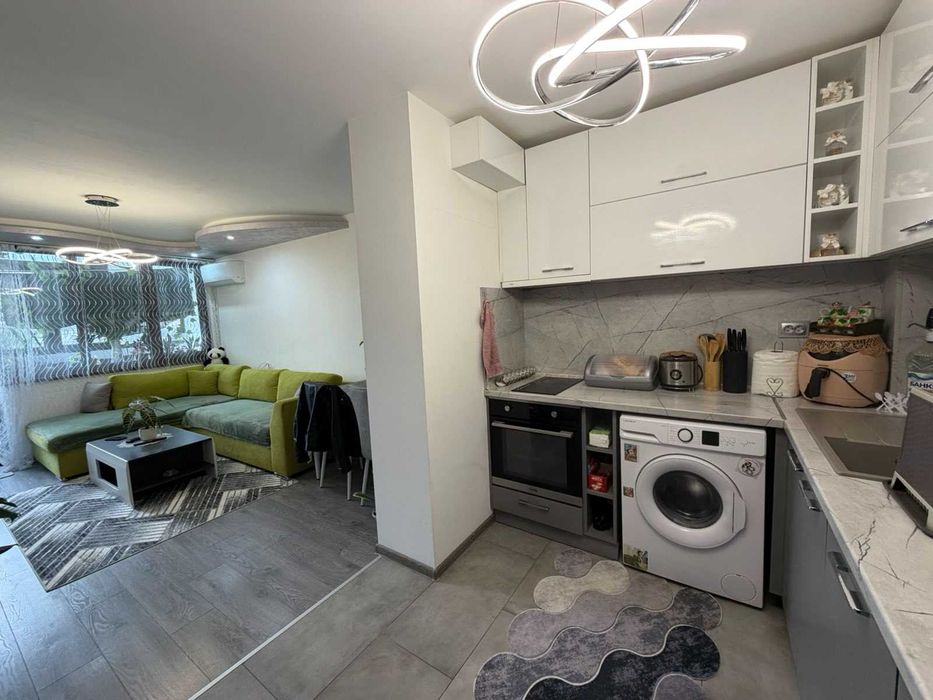 Продава се Двустаен апартамент в Попово - 60 кв.м за 1300 €/кв.м - Снимка #3