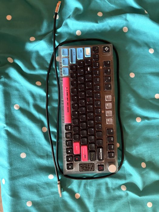 Tastatura QWERTYKEY 75